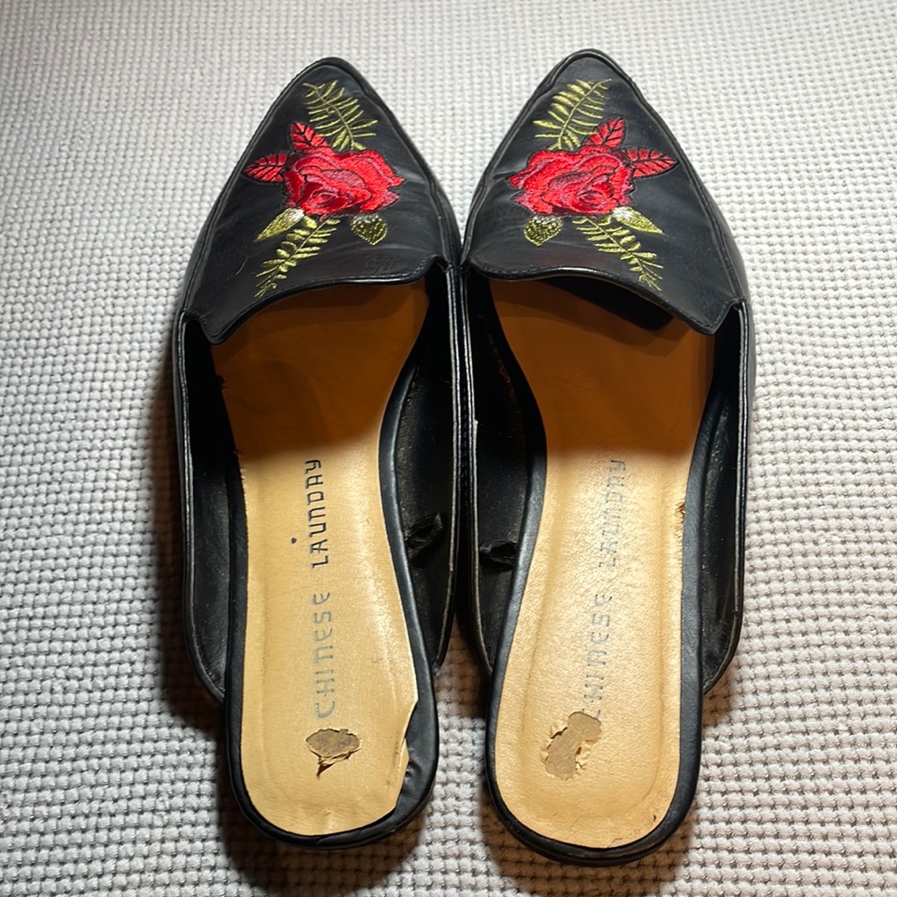 Chinese Laundry Mules - Picture 8 of 11
